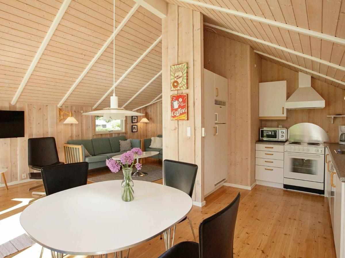 5 Person Holiday Home In Esbjerg V Pokój zdjęcie